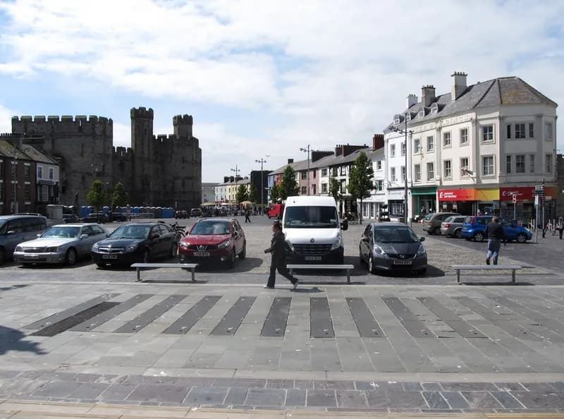 Y Maes, Caernarfon, with the castle at the end of the square