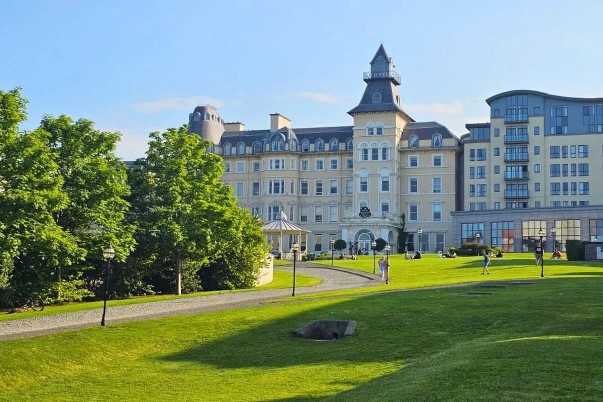 Royal Marine Hotel