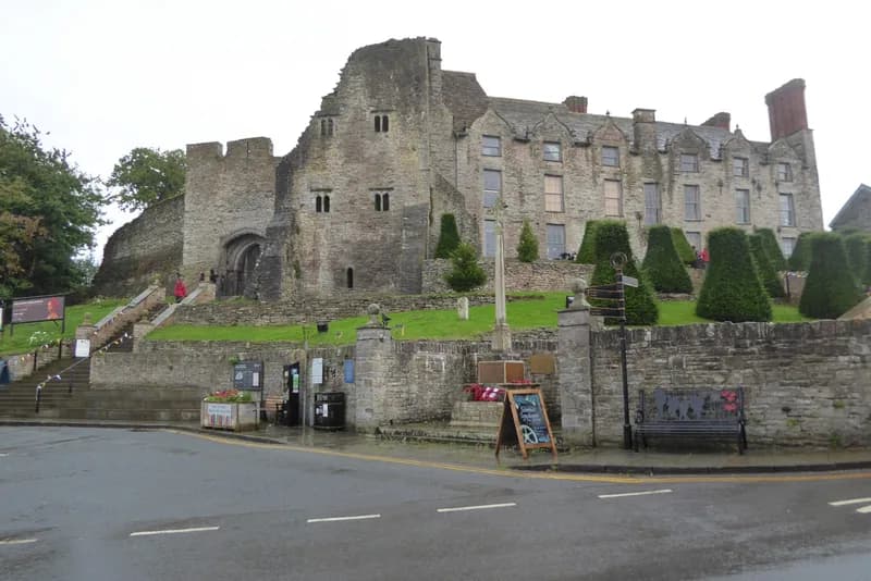 Hay Castle