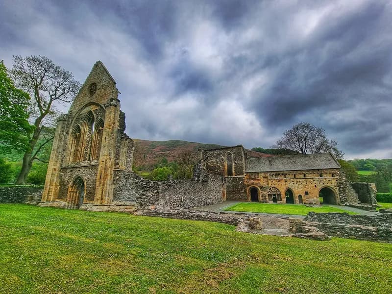 Valle Crucis Abbey