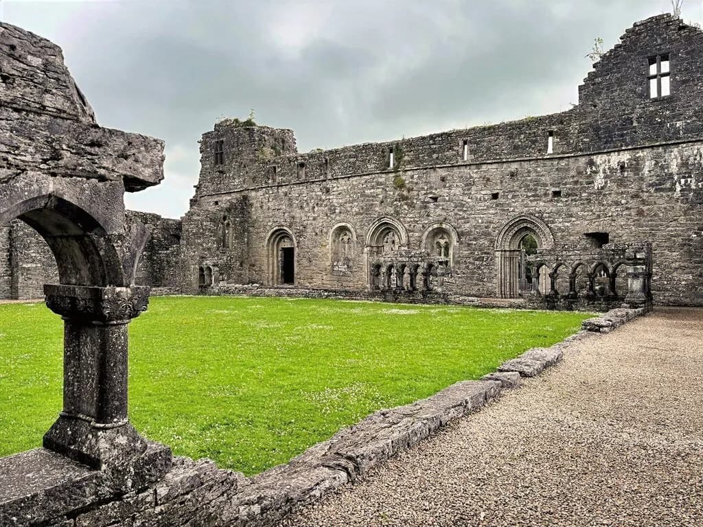 Cong accommodation