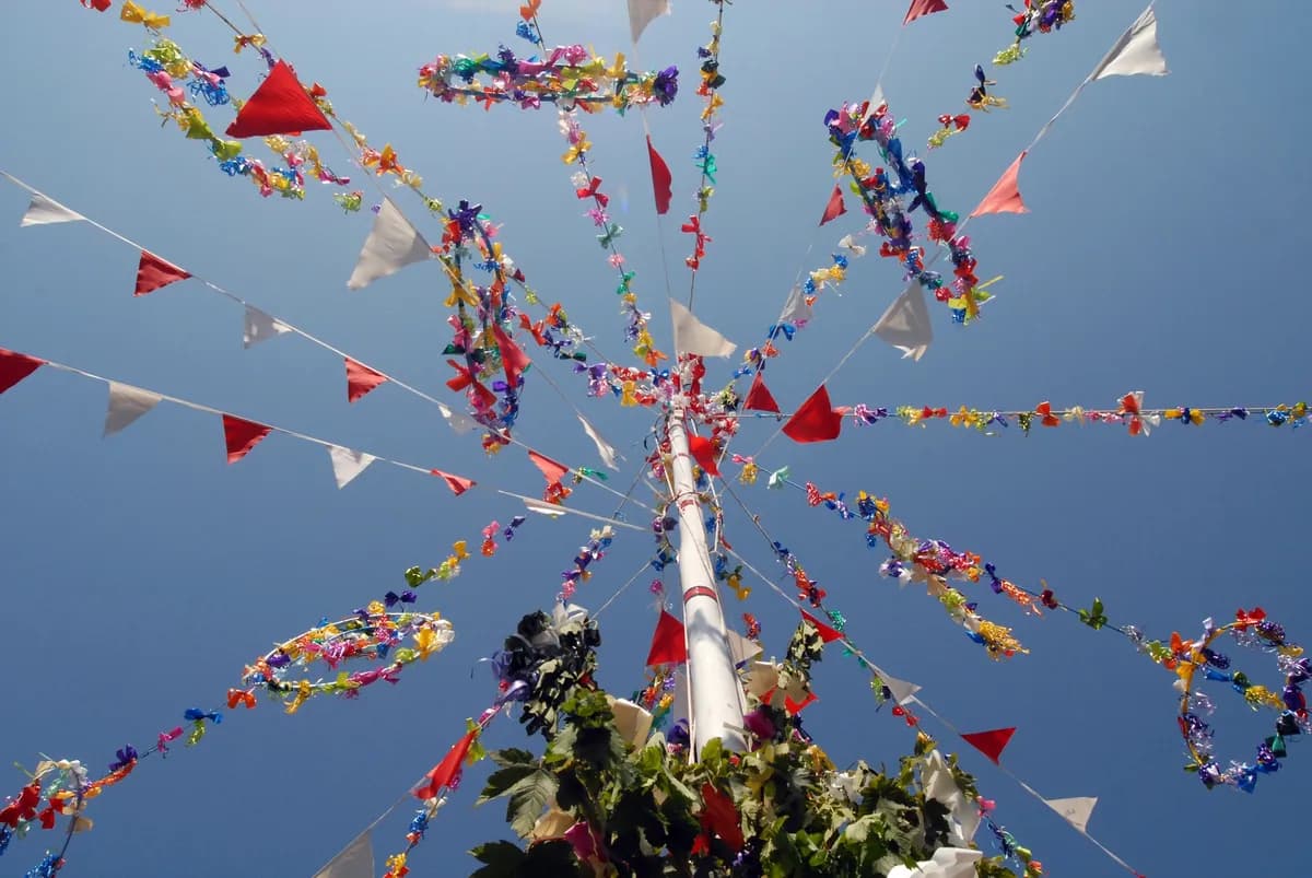 'Obby 'Oss & May Day